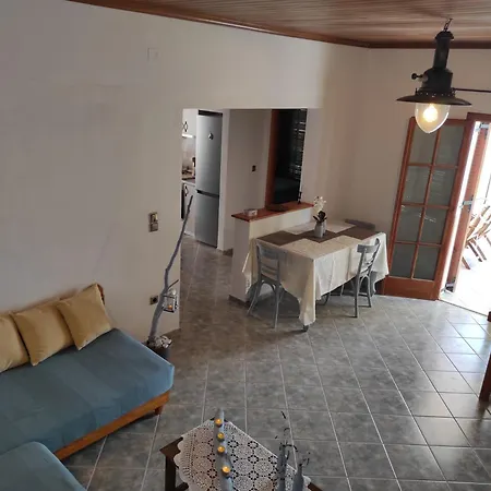 Tas Millstone Seaside House Holiday home