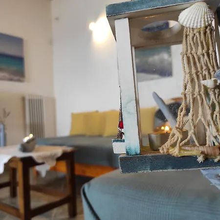 Tas Millstone Seaside House Marathiász