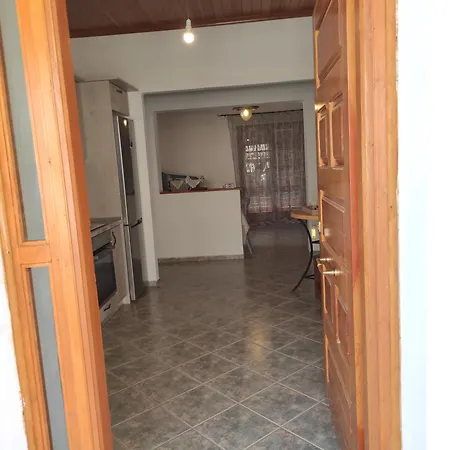 Tas Millstone Seaside House